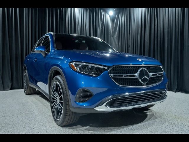 2027 Mercedes-Benz GLC 300