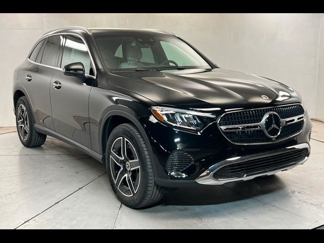 2027 Mercedes-Benz GLC 300