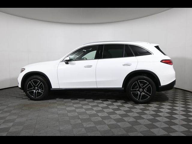 2027 Mercedes-Benz GLC 300
