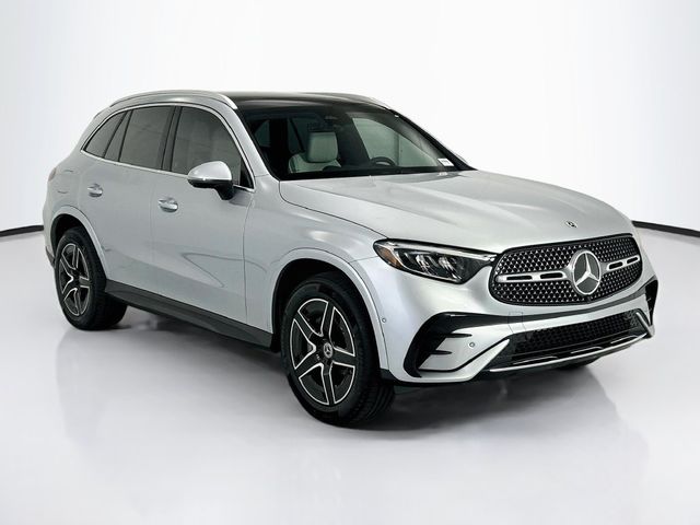 2027 Mercedes-Benz GLC 300