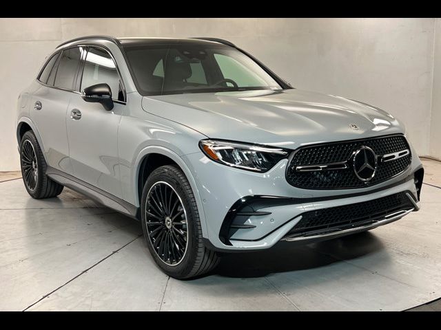 2027 Mercedes-Benz GLC 300