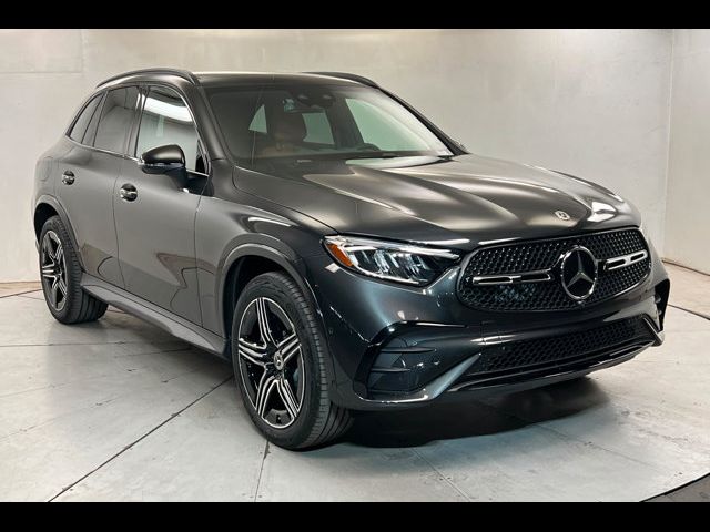 2027 Mercedes-Benz GLC 300