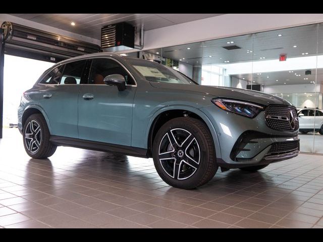 2027 Mercedes-Benz GLC 300