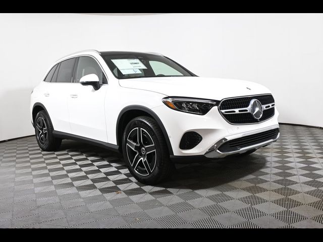 2027 Mercedes-Benz GLC 300