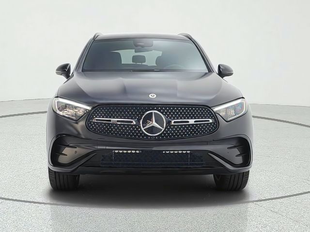 2027 Mercedes-Benz GLC 300