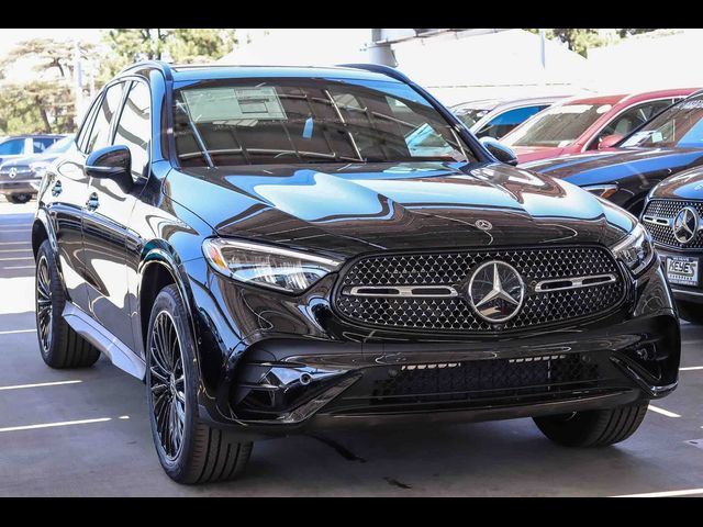 2027 Mercedes-Benz GLC 300