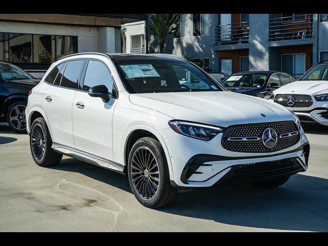 2027 Mercedes-Benz GLC 300