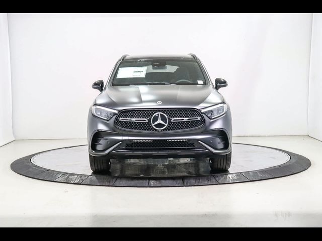 2027 Mercedes-Benz GLC 300
