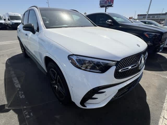 2027 Mercedes-Benz GLC 300