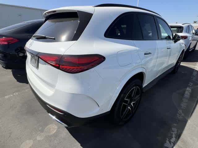 2027 Mercedes-Benz GLC 300