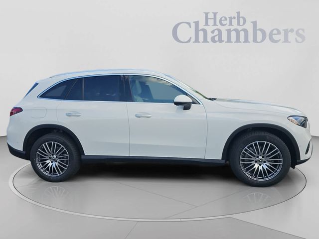 2027 Mercedes-Benz GLC 300