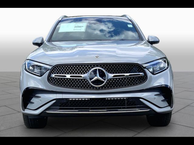 2027 Mercedes-Benz GLC 300