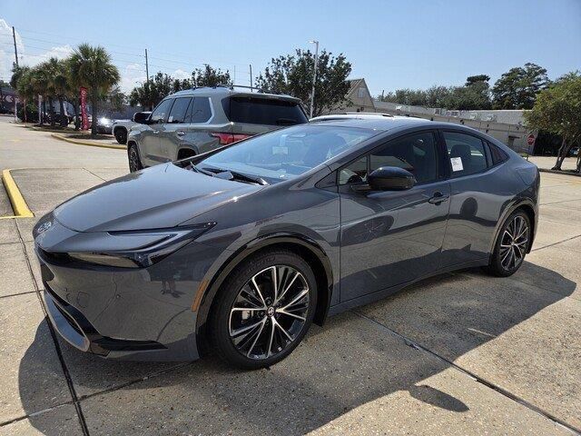 2027 Toyota Prius XLE