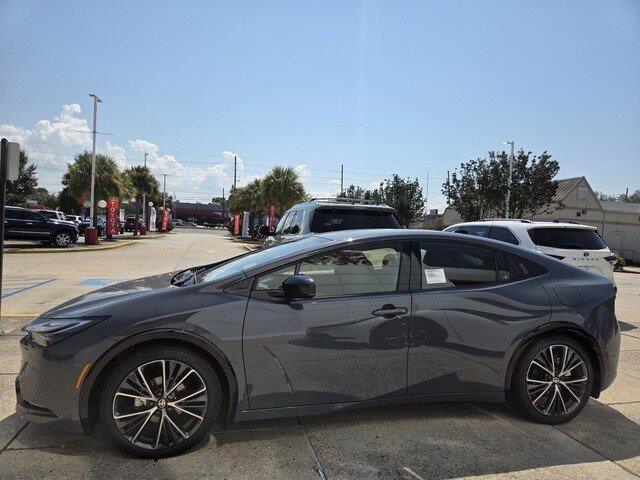 2027 Toyota Prius XLE