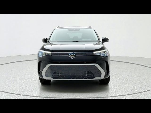 2027 Volkswagen Taos SE