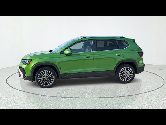2027 Volkswagen Taos SE