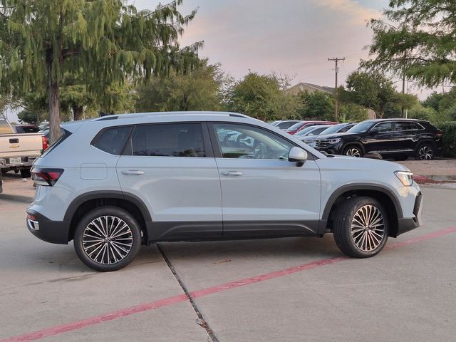 2027 Volkswagen Taos SE