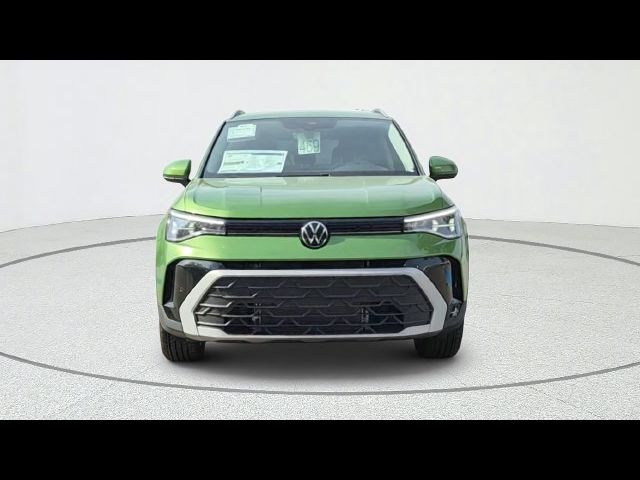 2027 Volkswagen Taos SE