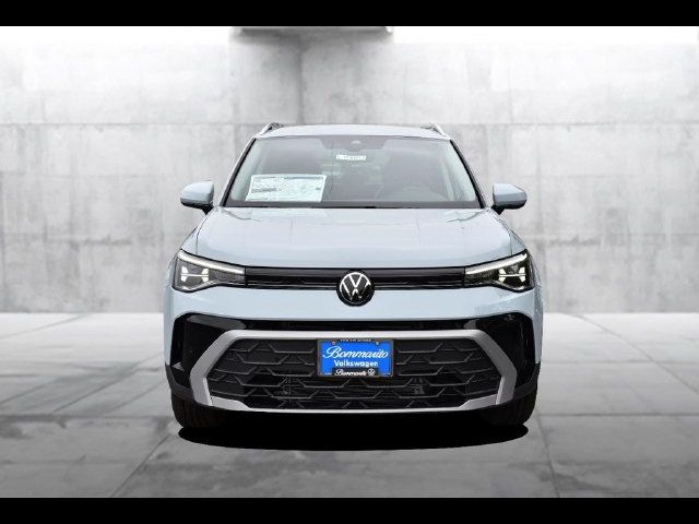 2027 Volkswagen Taos SE