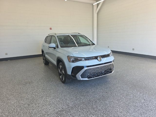 2027 Volkswagen Taos SE
