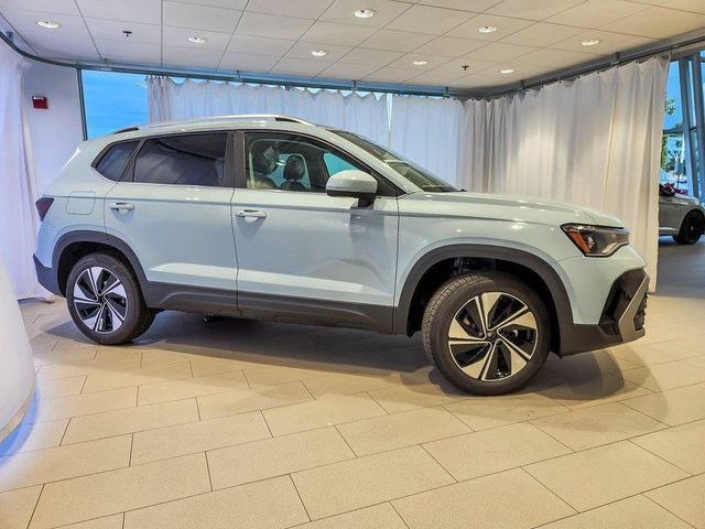 2027 Volkswagen Taos SE