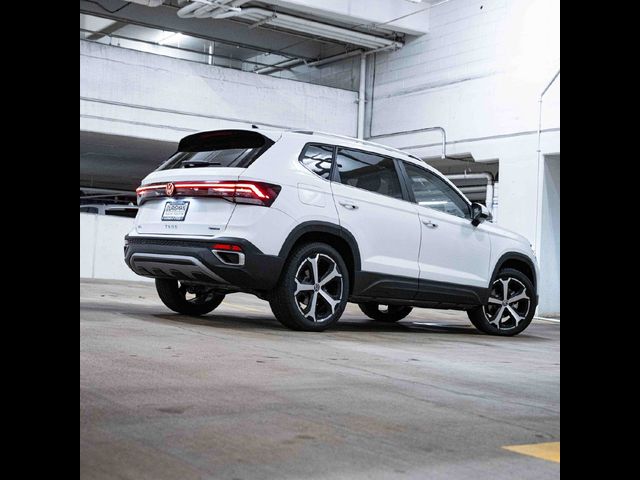 2027 Volkswagen Taos SEL