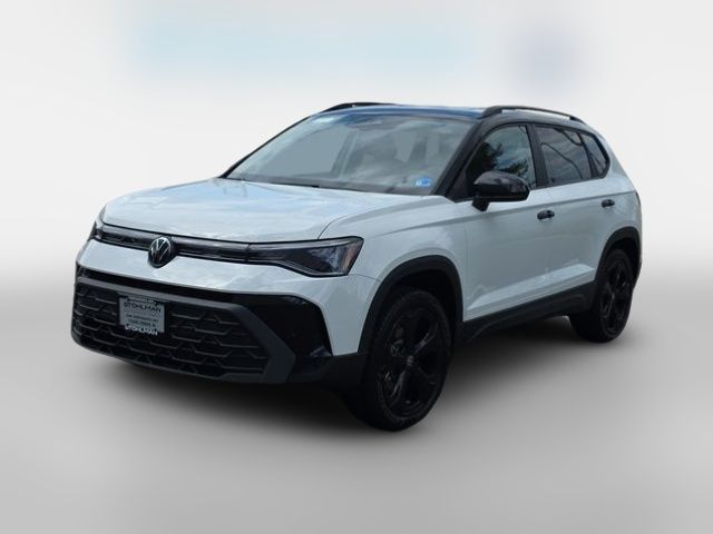 2027 Volkswagen Taos SE Black