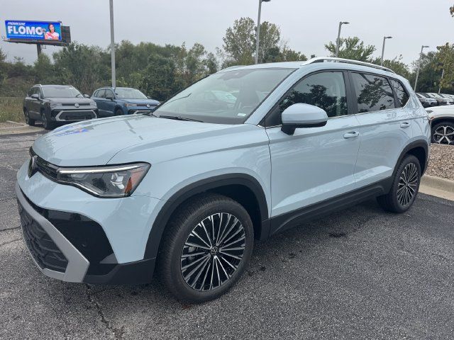 2027 Volkswagen Taos SE