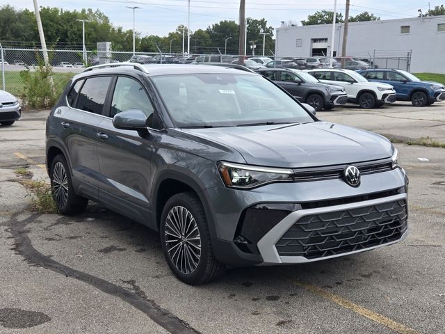2027 Volkswagen Taos SE