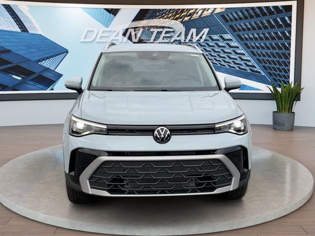 2027 Volkswagen Taos SE