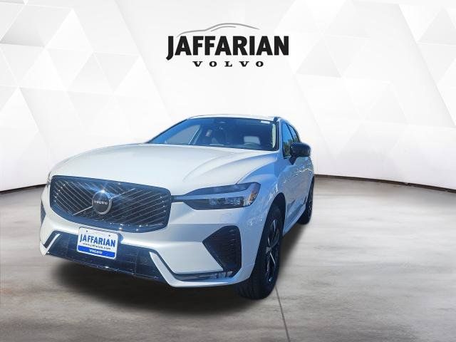 2027 Volvo XC60 Core