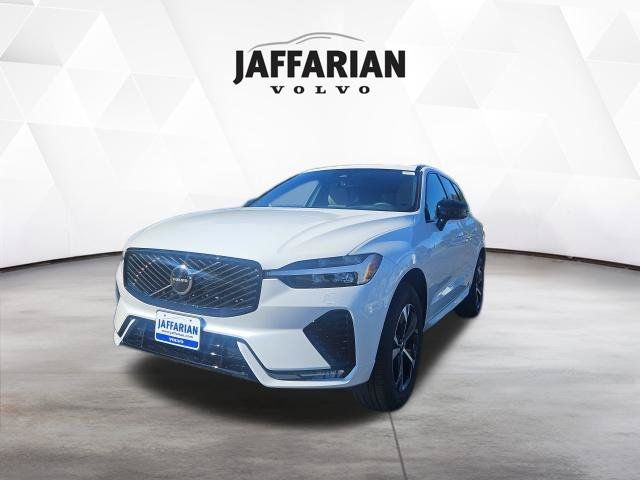 2027 Volvo XC60 Core