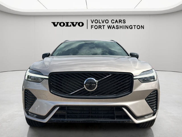 2027 Volvo XC60 Core