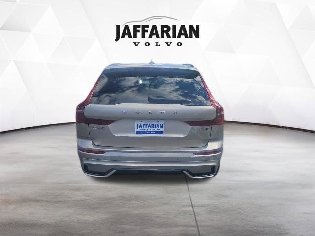 2027 Volvo XC60 Core