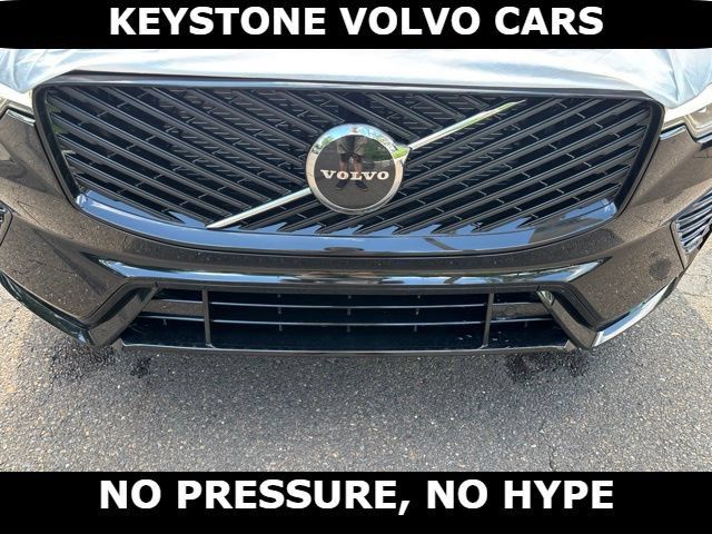 2027 Volvo XC60 Core