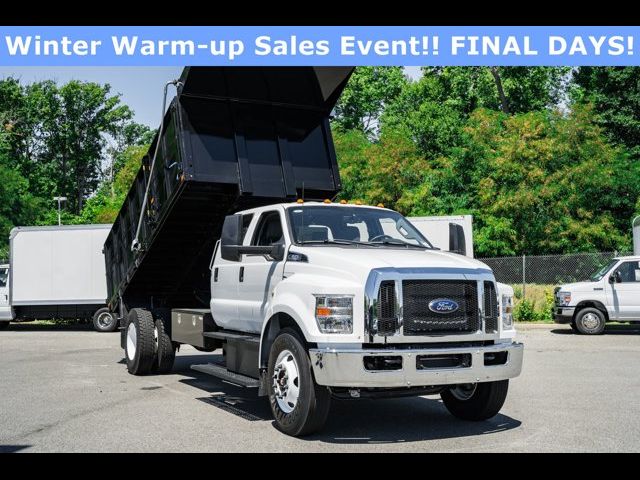 2025 Ford F-650 Base