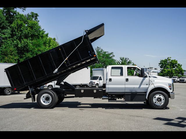 2025 Ford F-650 Base