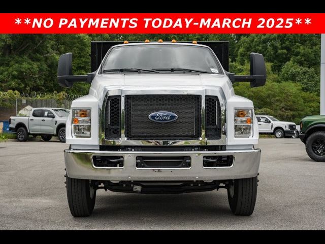 2025 Ford F-650 Base