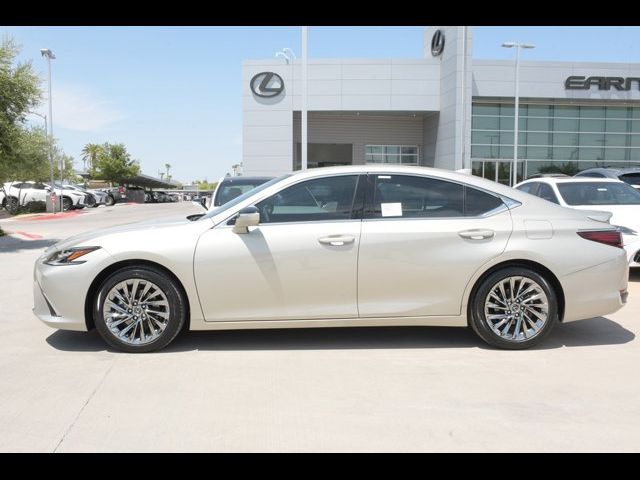 2025 Lexus ES 300h Luxury