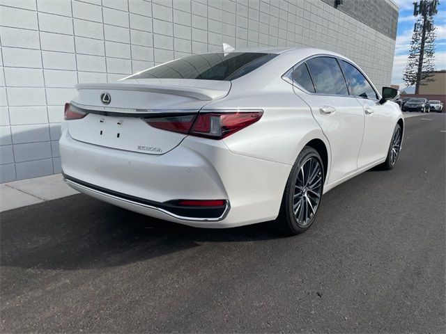 2025 Lexus ES 300h