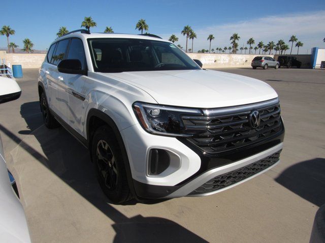 2024 Volkswagen Atlas 2.0T Peak Edition SE w/Technology