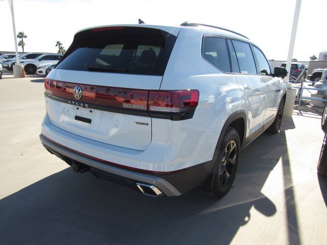 2024 Volkswagen Atlas 2.0T Peak Edition SE w/Technology