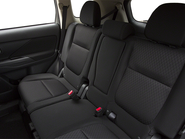 Seating for 2014 Mitsubishi Outlander