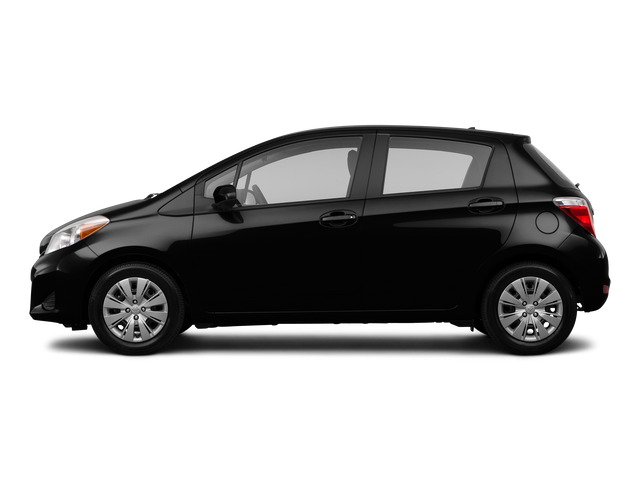 2013 Toyota Yaris LE