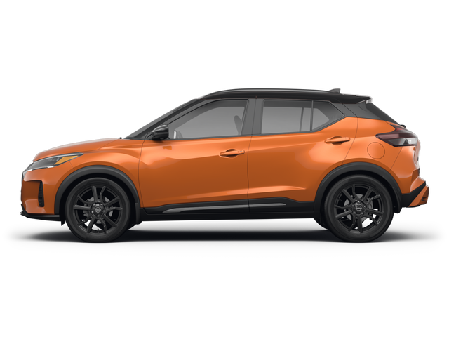 2022 Nissan Kicks SR