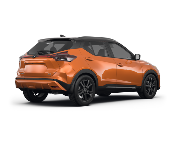 2022 Nissan Kicks SR