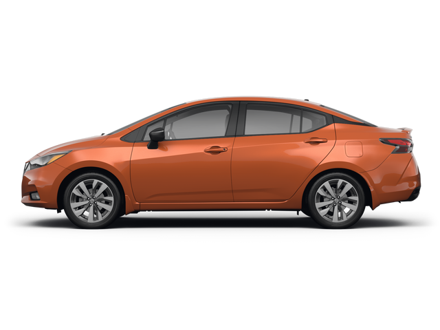 2022 Nissan Versa SR