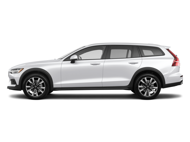 2023 Volvo V60 Cross Country Plus