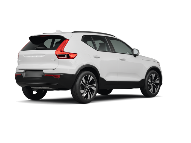 2025 Volvo XC40 Ultra Bright Theme